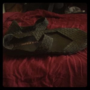 Bernie Mev flats